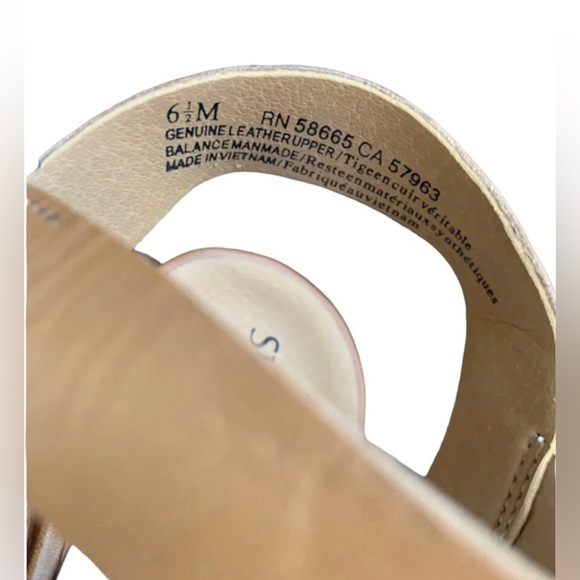 NEW Susina Women’s Brown Sandal Size 6.5 M - Picture 3 of 5